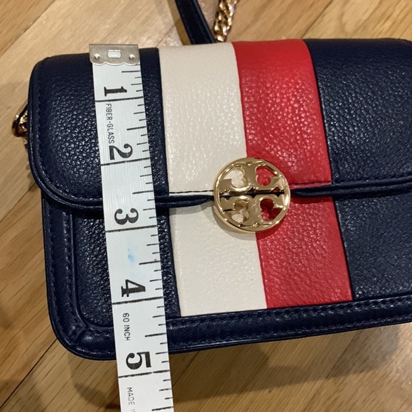 Stunning mini Tory Burch bag. Used once or twice. Excellent condition. Authentic - Picture 7 of 9